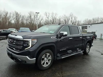 2022 GMC Sierra 1500 4X4 SLT 4DR Crew Cab 5.8 FT. SB