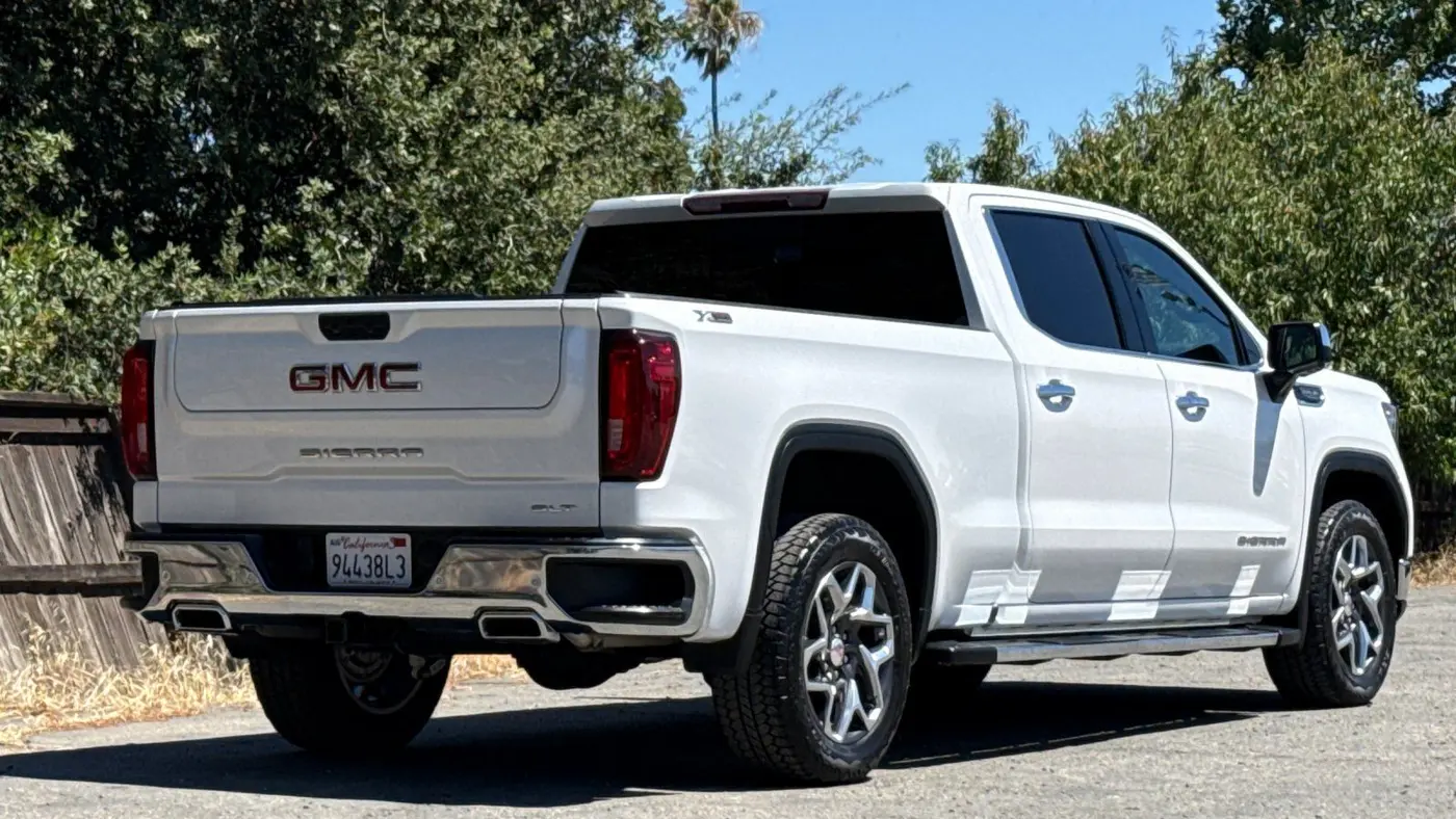 2023 GMC Sierra 1500 SLT
