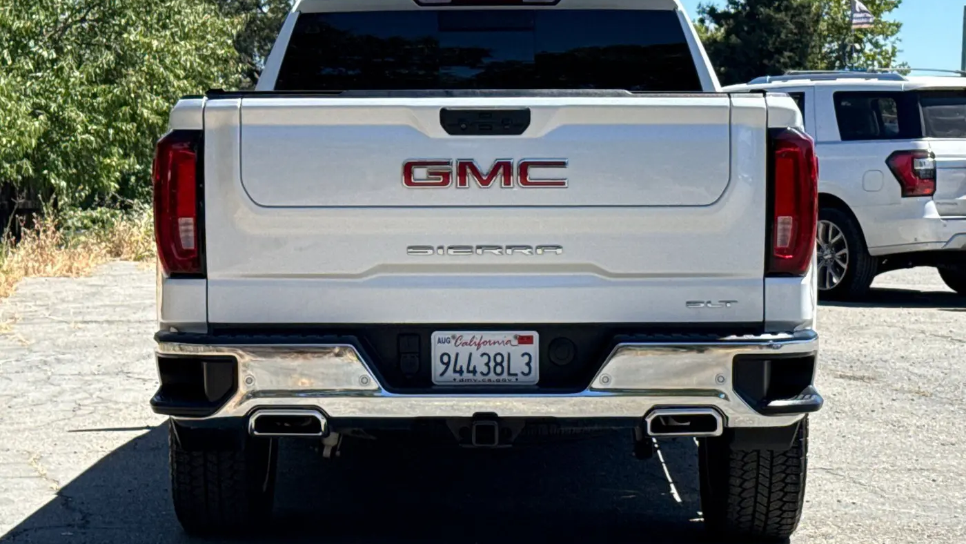2023 GMC Sierra 1500 SLT