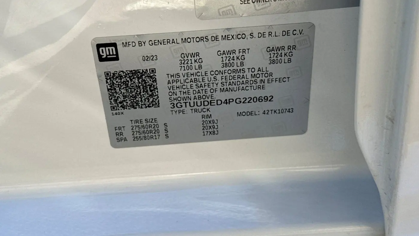 2023 GMC Sierra 1500 SLT