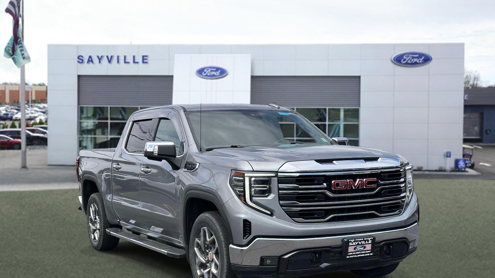 2024 GMC Sierra 1500 SLT