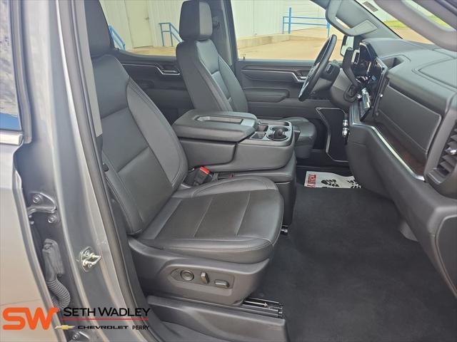 2025 GMC Sierra - $41,000