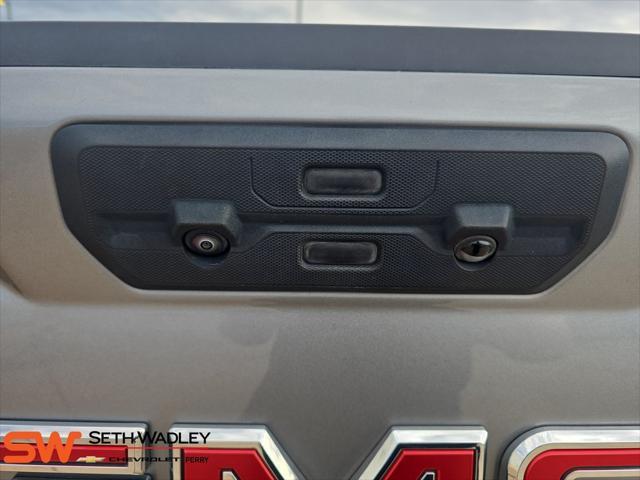 2025 GMC Sierra - $41,000