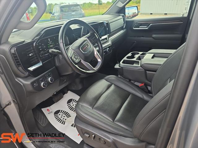 2025 GMC Sierra - $41,000