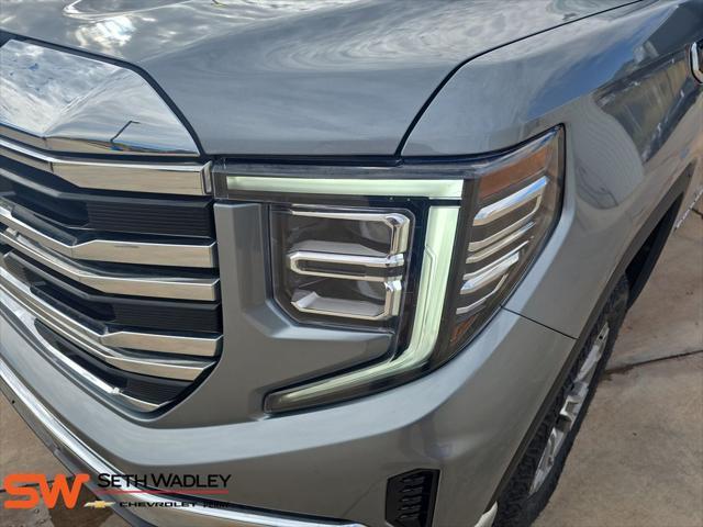 2025 GMC Sierra - $41,000