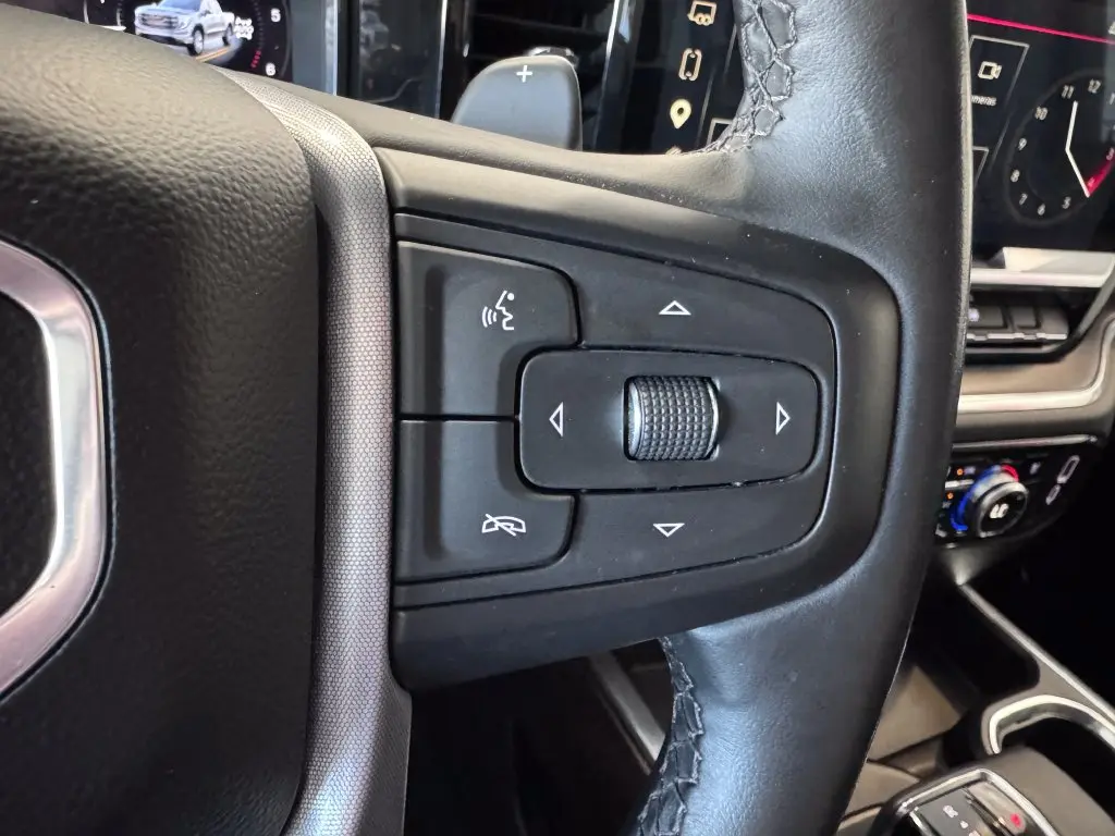 2023 GMC Sierra - $43,987