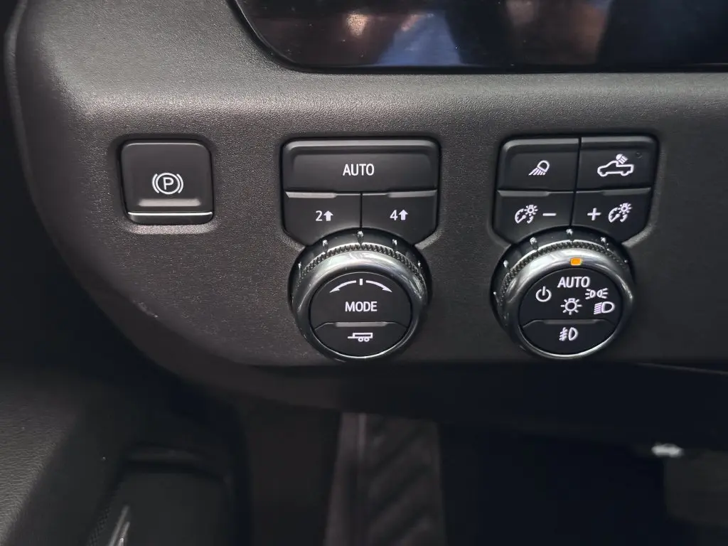 2023 GMC Sierra - $43,987