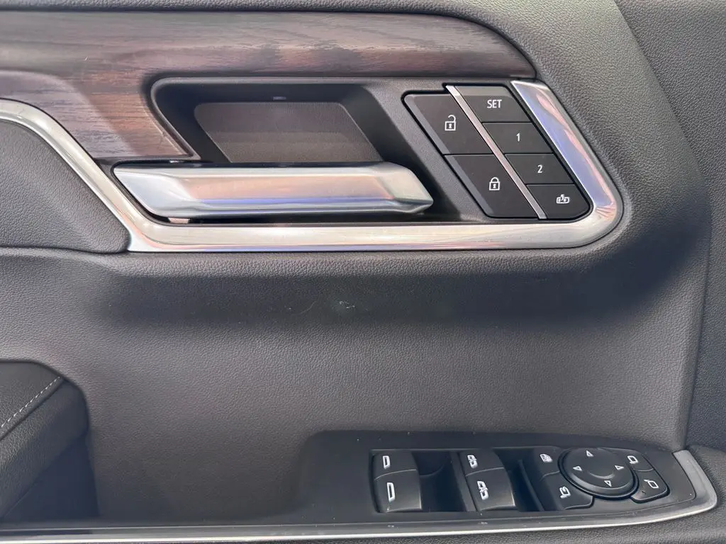 2023 GMC Sierra - $43,987