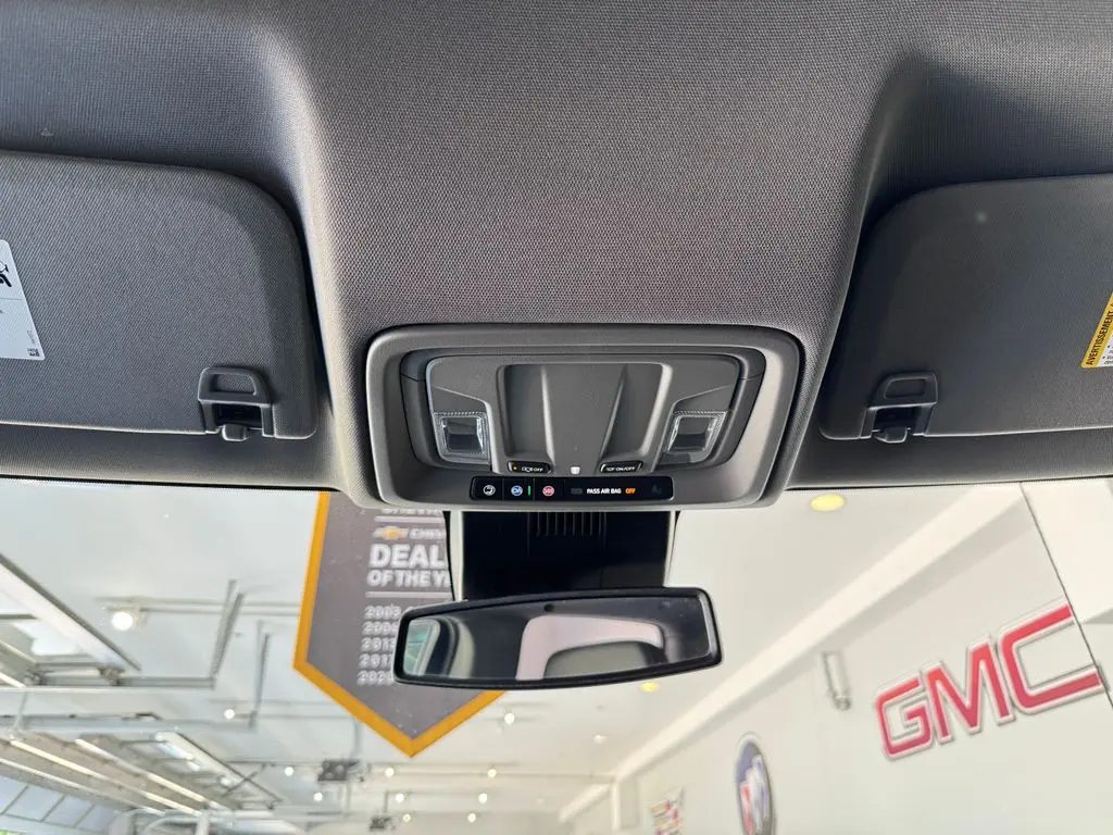 2023 GMC Sierra - $43,987