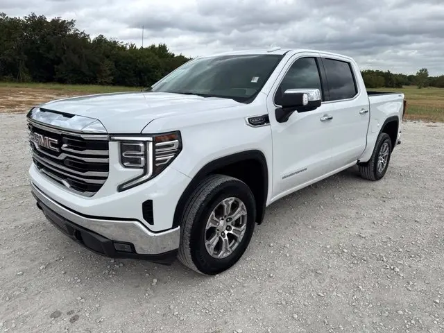 2025 GMC Sierra - $38,200