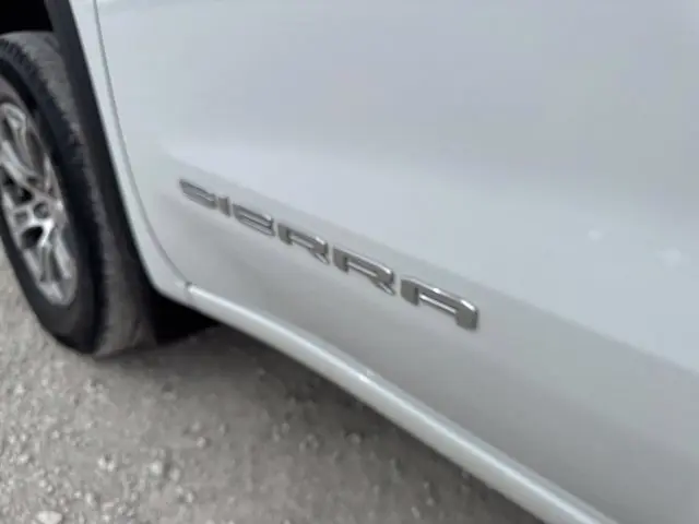 2025 GMC Sierra - $38,200