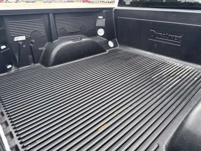 2025 GMC Sierra - $38,200