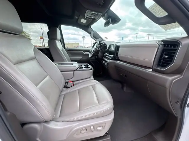 2025 GMC Sierra - $38,200