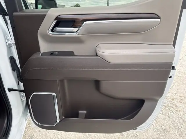 2025 GMC Sierra - $38,200