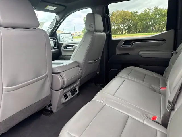 2025 GMC Sierra - $38,200