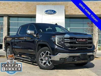 2022 GMC Sierra 1500 4X4 SLT 4DR Crew Cab 6.6 FT. SB