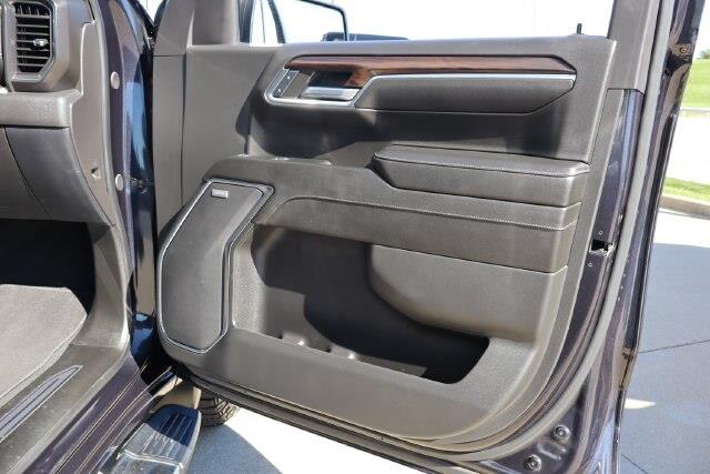 2024 GMC Sierra - $44,000