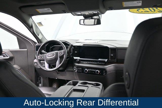 2025 GMC Sierra - $40,151