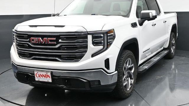 2022 GMC Sierra 1500 SLT