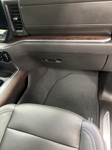 2024 GMC Sierra