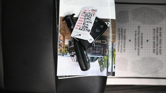 2022 GMC Sierra 1500 SLT