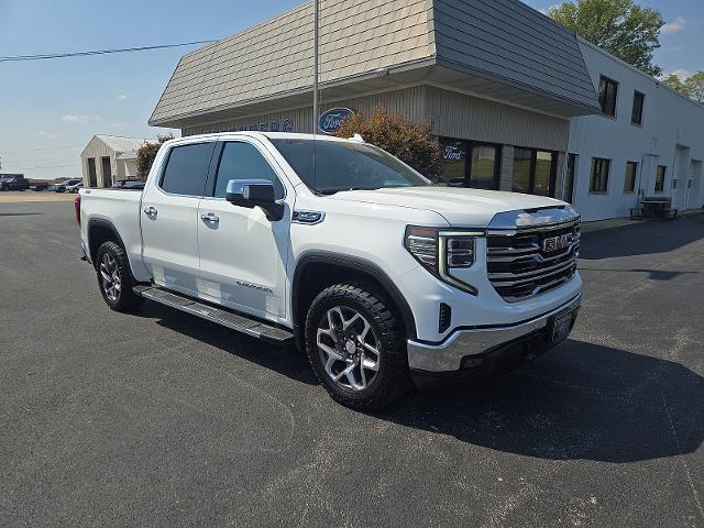 2023 GMC Sierra - $40,900