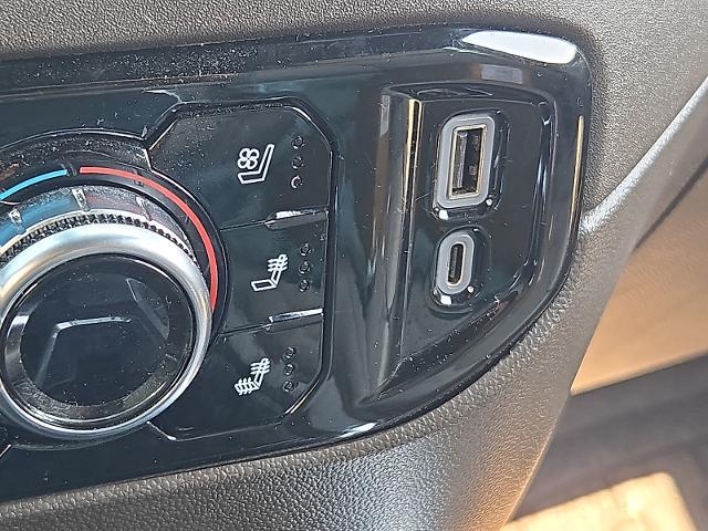 2023 GMC Sierra - $40,900
