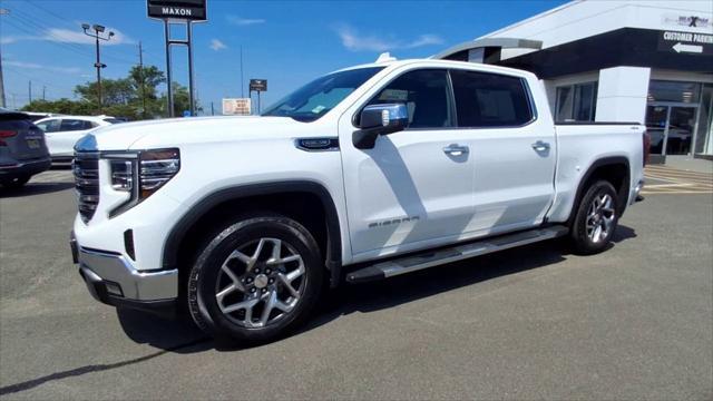2024 GMC Sierra 1500 SLT
