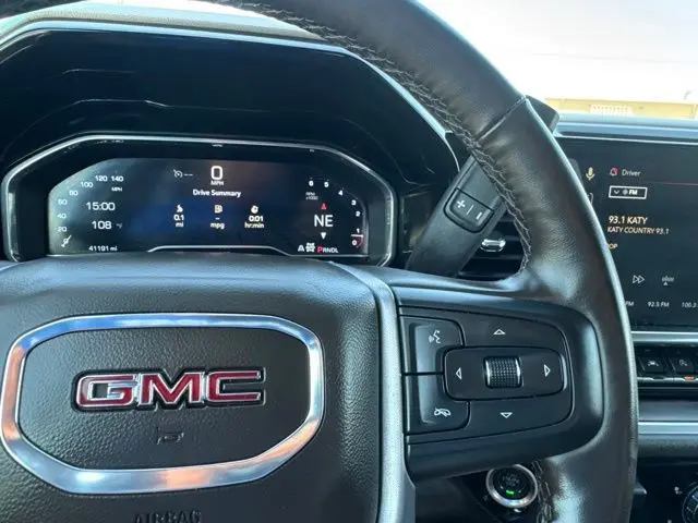 2025 GMC Sierra - $39,000