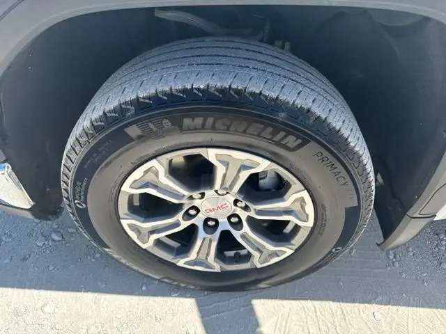 2025 GMC Sierra - $39,000