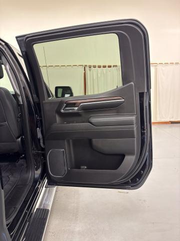 2023 GMC Sierra
