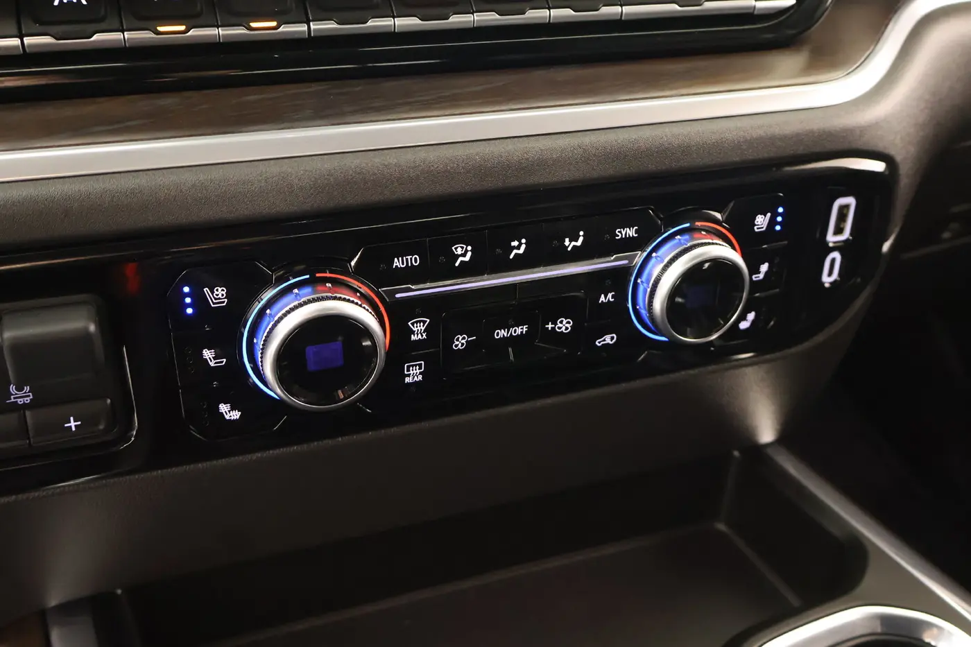 2025 GMC Sierra - $46,603