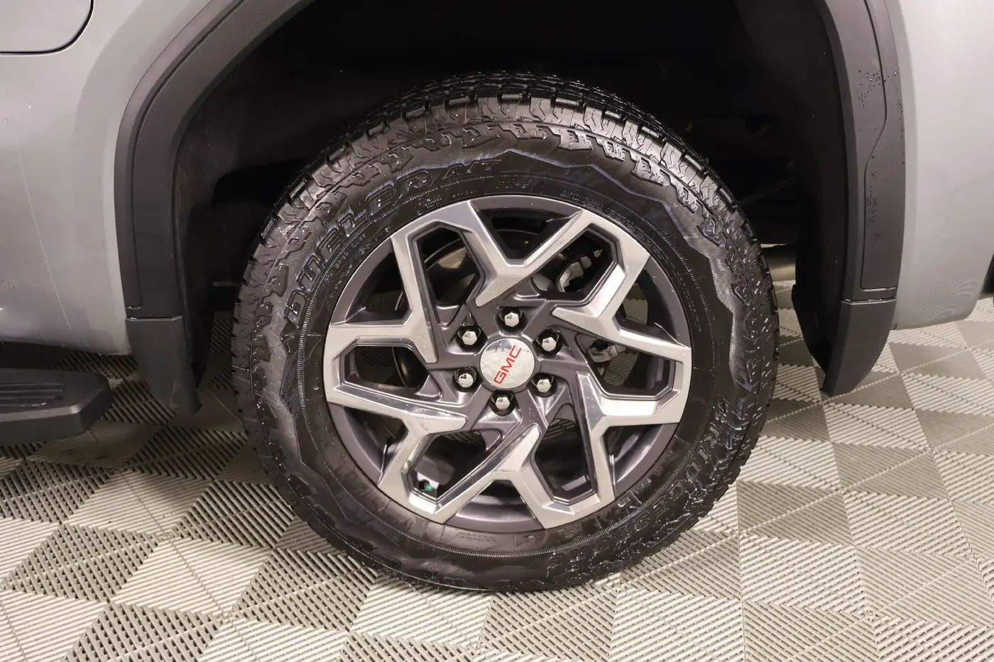 2025 GMC Sierra - $46,603