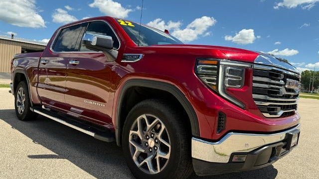 2022 GMC Sierra 1500 SLT