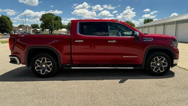 2022 GMC Sierra 1500 SLT