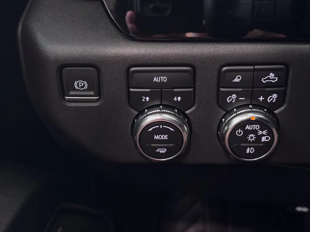 2023 GMC Sierra - $45,987