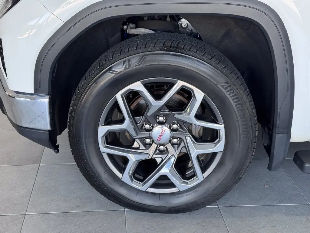 2023 GMC Sierra - $45,987