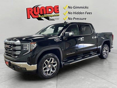 2022 GMC Sierra 1500 4X4 SLT 4DR Crew Cab 5.8 FT. SB