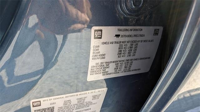2024 GMC Sierra 1500 SLT