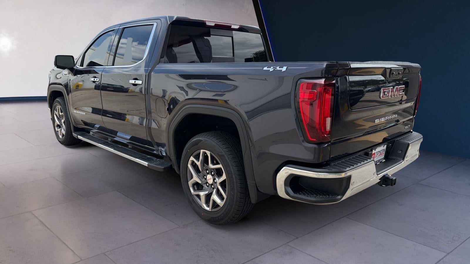 2022 GMC Sierra 1500 SLT