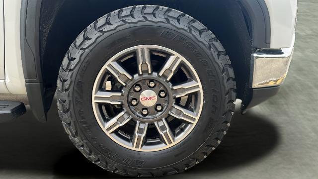2022 GMC Sierra - $29,627