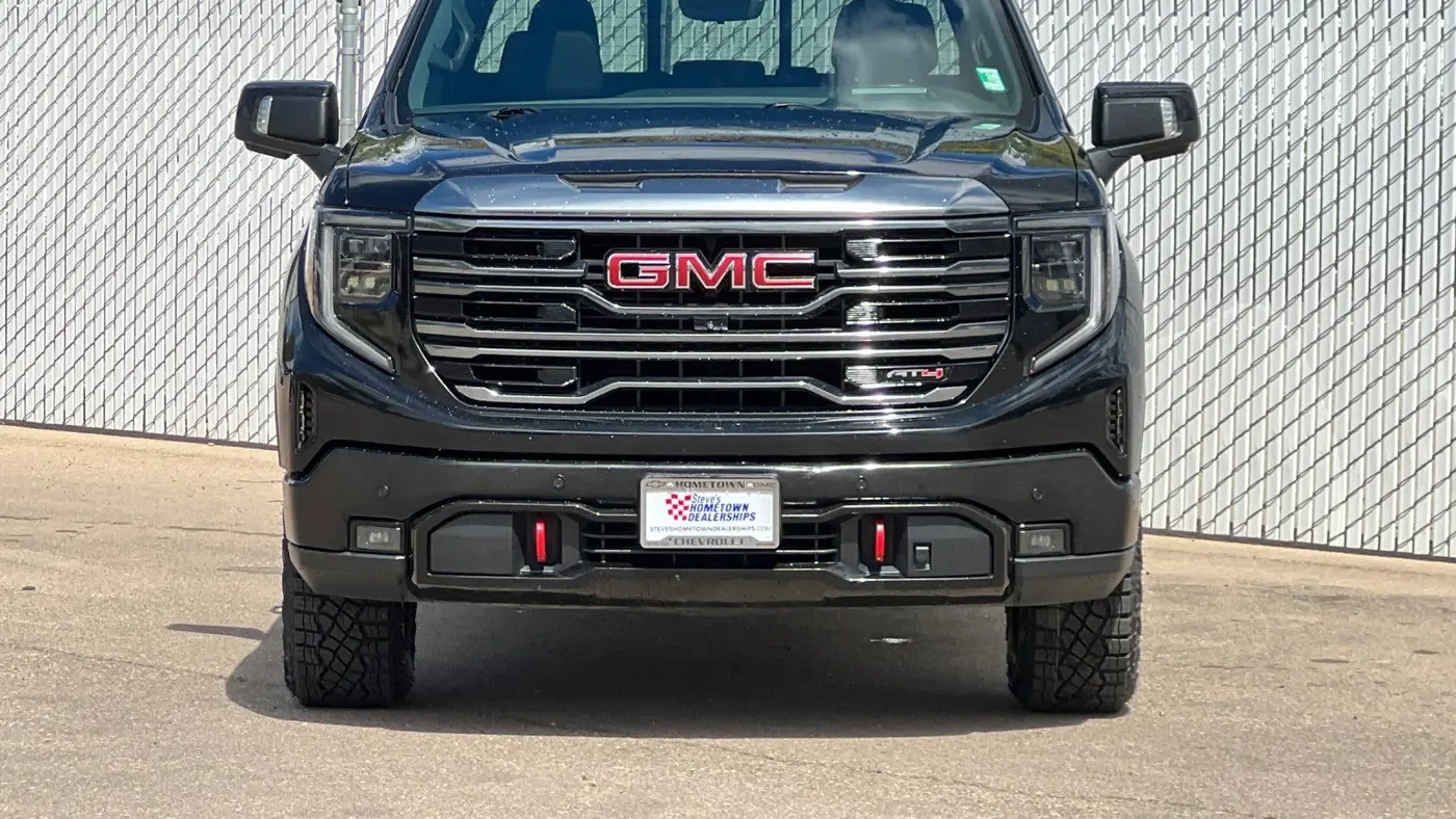 2023 GMC Sierra 1500 AT4
