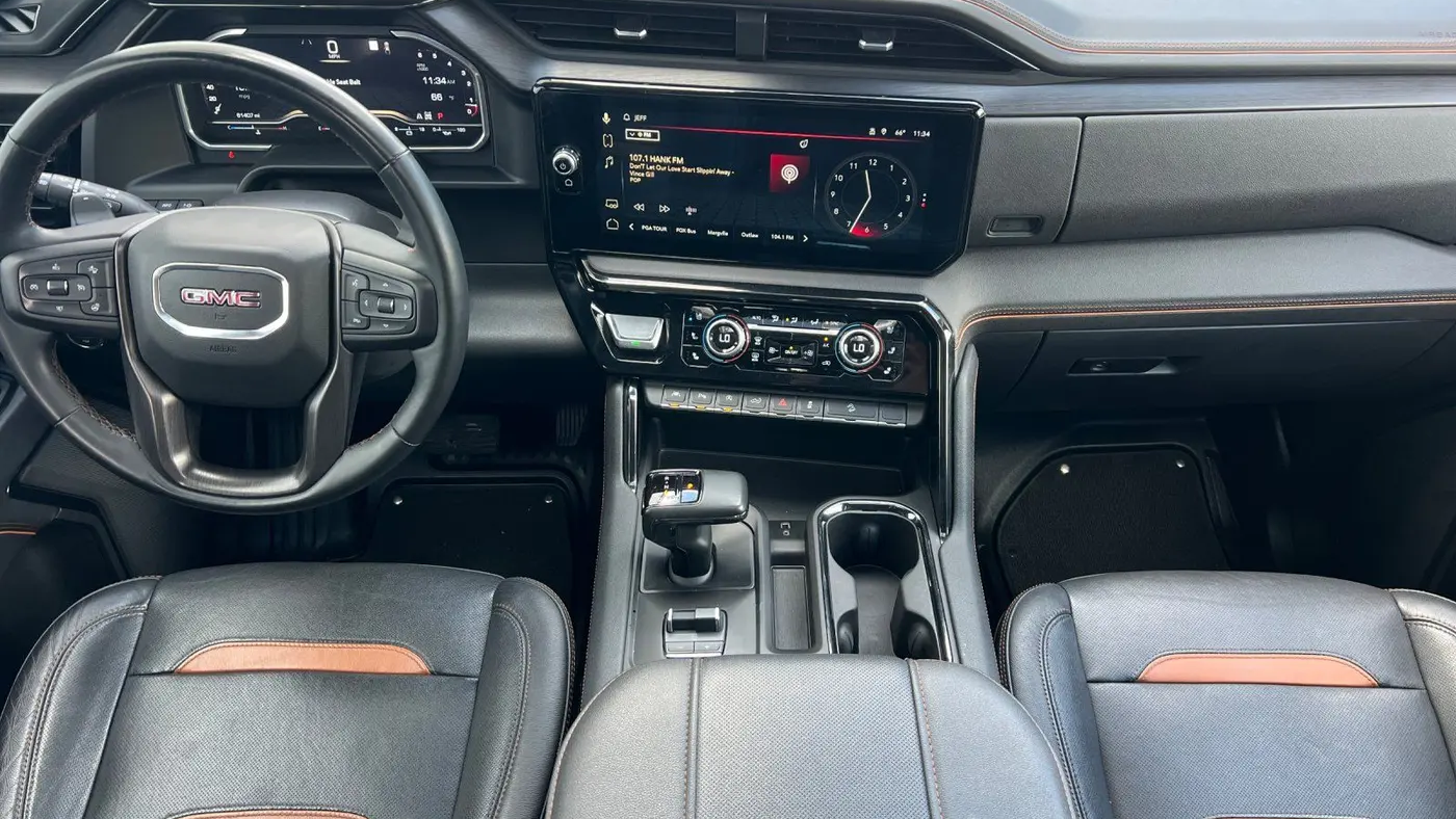 2023 GMC Sierra 1500 AT4