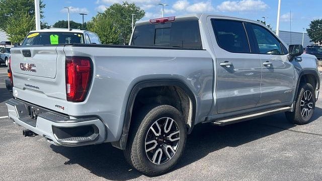 2025 GMC Sierra 1500 AT4
