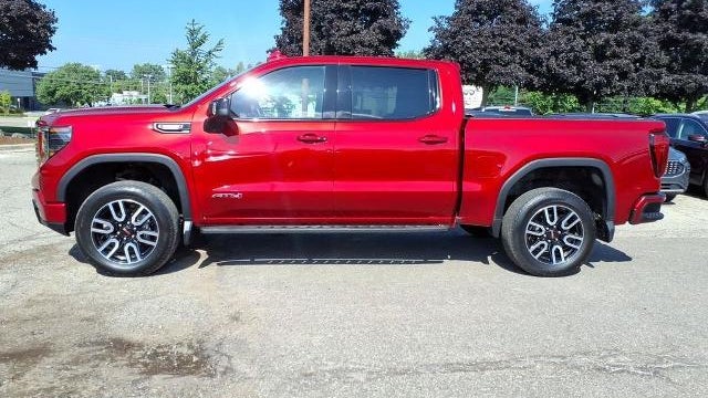 2025 GMC Sierra 1500 AT4
