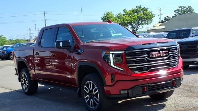 2025 GMC Sierra 1500 AT4