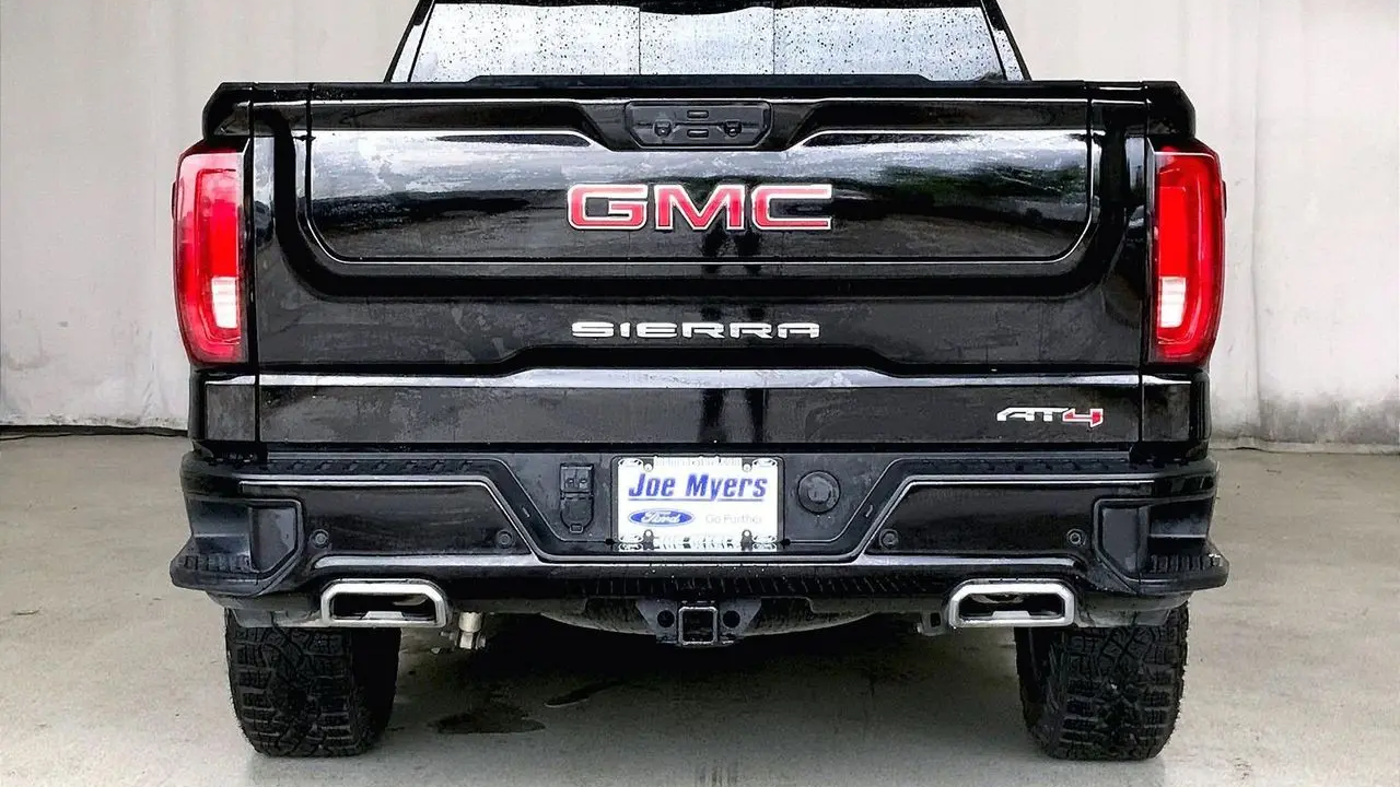 2024 GMC Sierra 1500 AT4