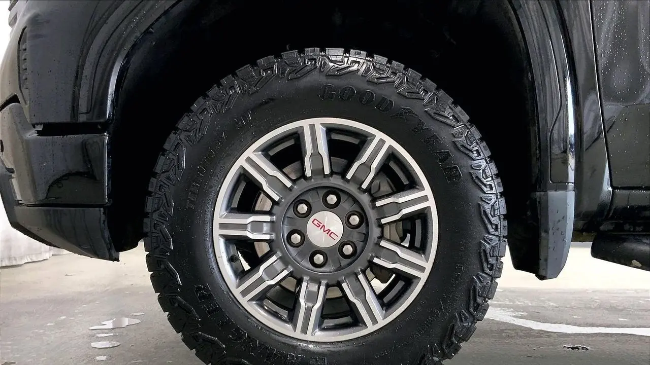 2024 GMC Sierra 1500 AT4