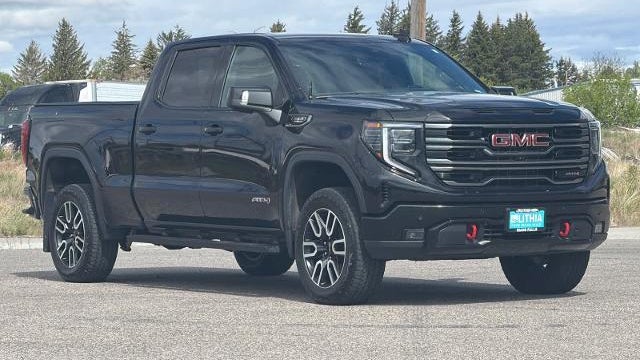 2025 GMC Sierra 1500 AT4