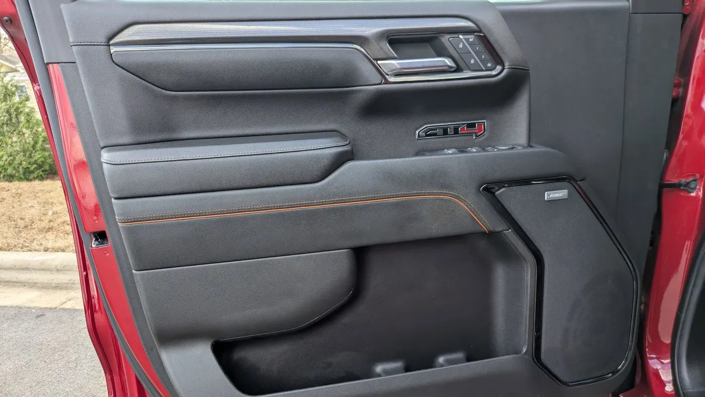 2023 GMC Sierra 1500 AT4